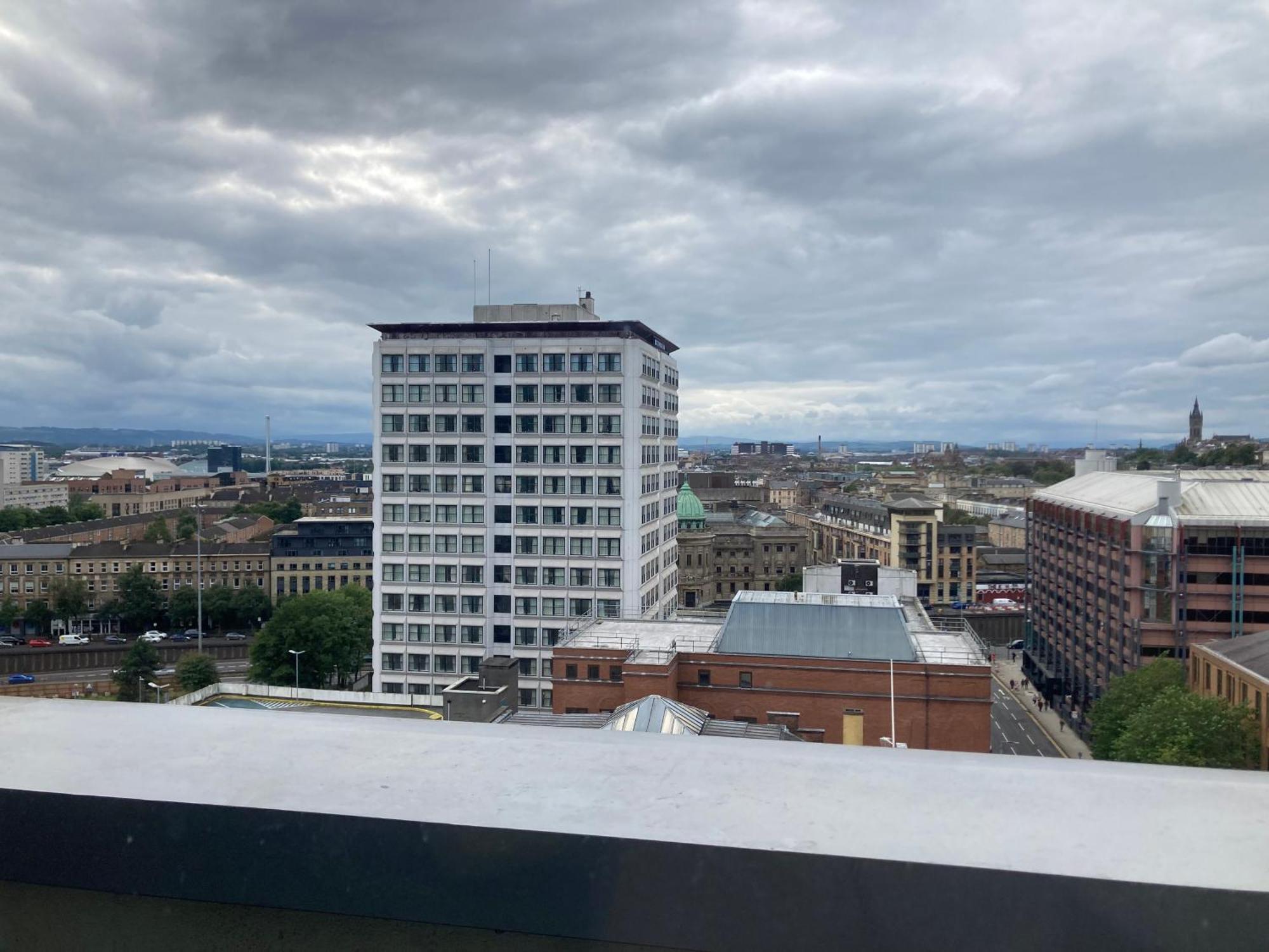 Duplex Apartment Glasgow Exterior photo